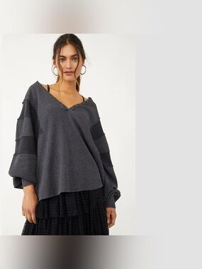 We the free Callisto Henley top M